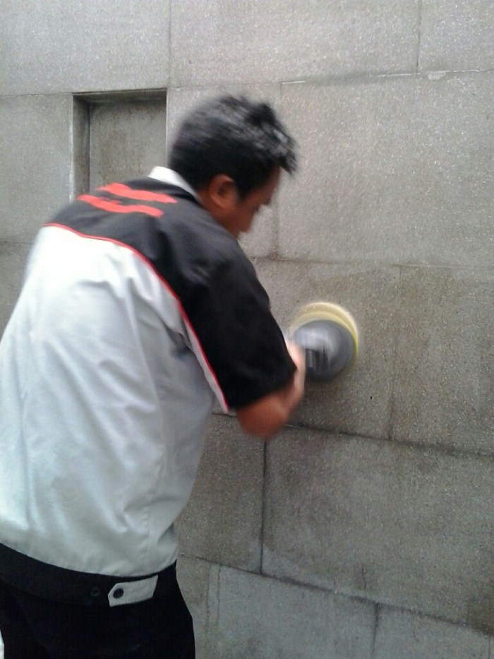 Jasa bersih-bersih kamar mandi di Bali