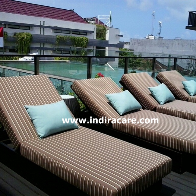 Jasa cuci sofa bed di Bali